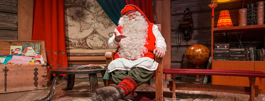 ¿TE GUSTARIA PASAR UNAS VACACIONES EN LA CABAÑA DE PAPÁ NOEL EN FINLANDIA?