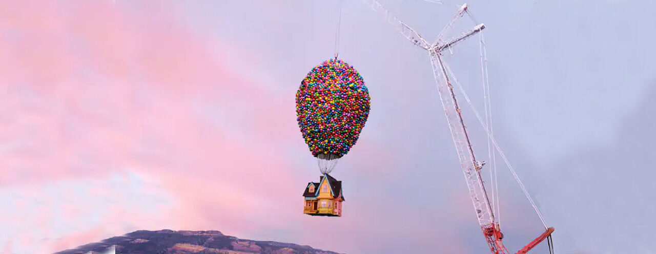 ¡YA PUEDES ALOJARTE EN LA CASA FLOTANTE DE UP!