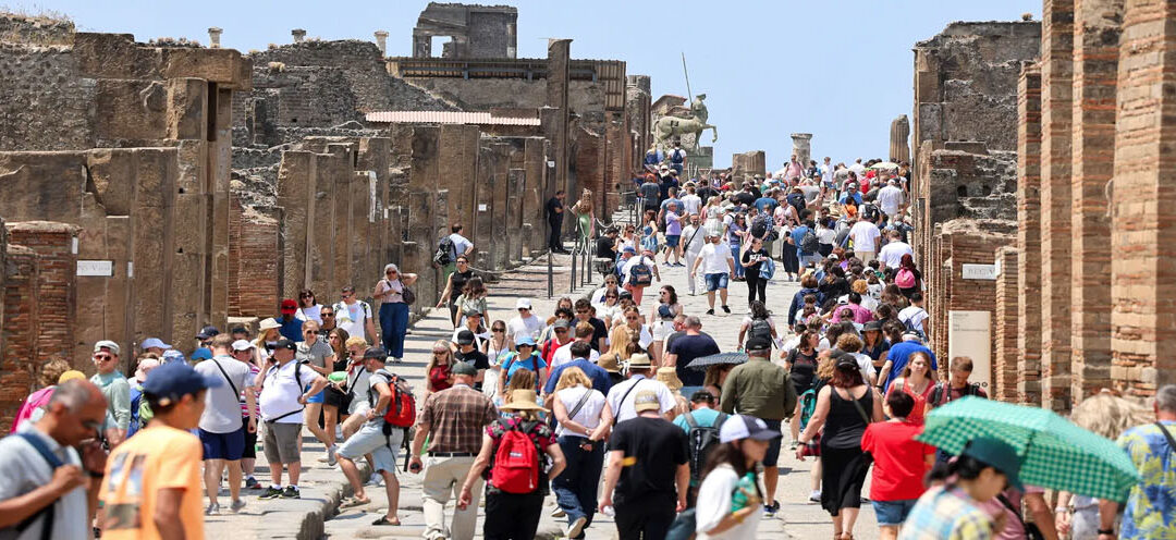 El exceso de visitantes en Pompeya obliga a limitar el acceso