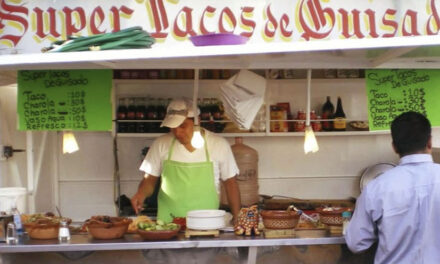Propinas en vivo, una iniciativa para que los puestos de comida callejera reciban propinas en TikTok