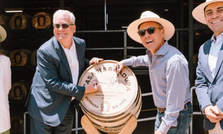 Impulsa Brown‑Forman producción sustentable en Casa Herradura, de la mano con el Gobierno de Jalisco