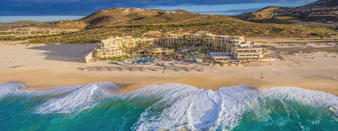 DOS RESORTS DE PUEBLO BONITO SON RECONOCIDOS ENTRE LOS MEJORES DEL MUNDO EN LOS PREMIOS READERS’ CHOICE 2025 DE CONDÉ NAST TRAVELER