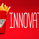 HEINZ presenta el primer empaque de papas con compartimento para condimentos integrado, el lanzamiento será en once países del mundo.