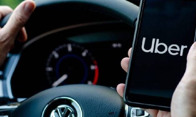 Uber y MX Taxi sellan alianza en México